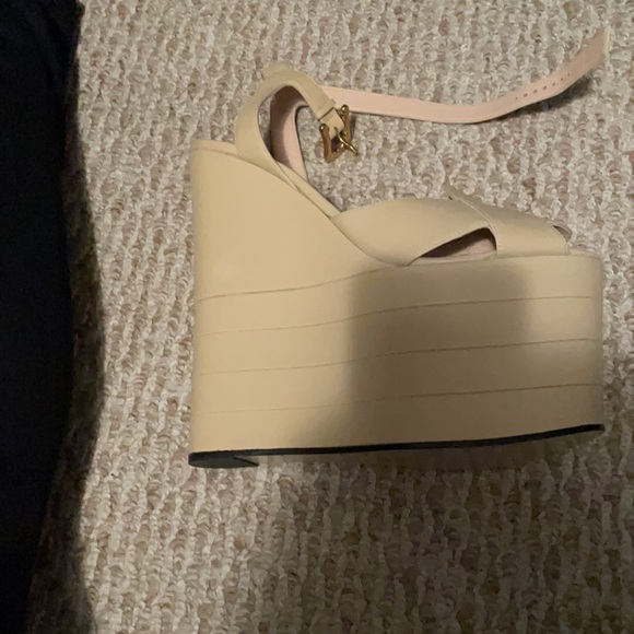 Gucci Wedge - Picture 3 of 5